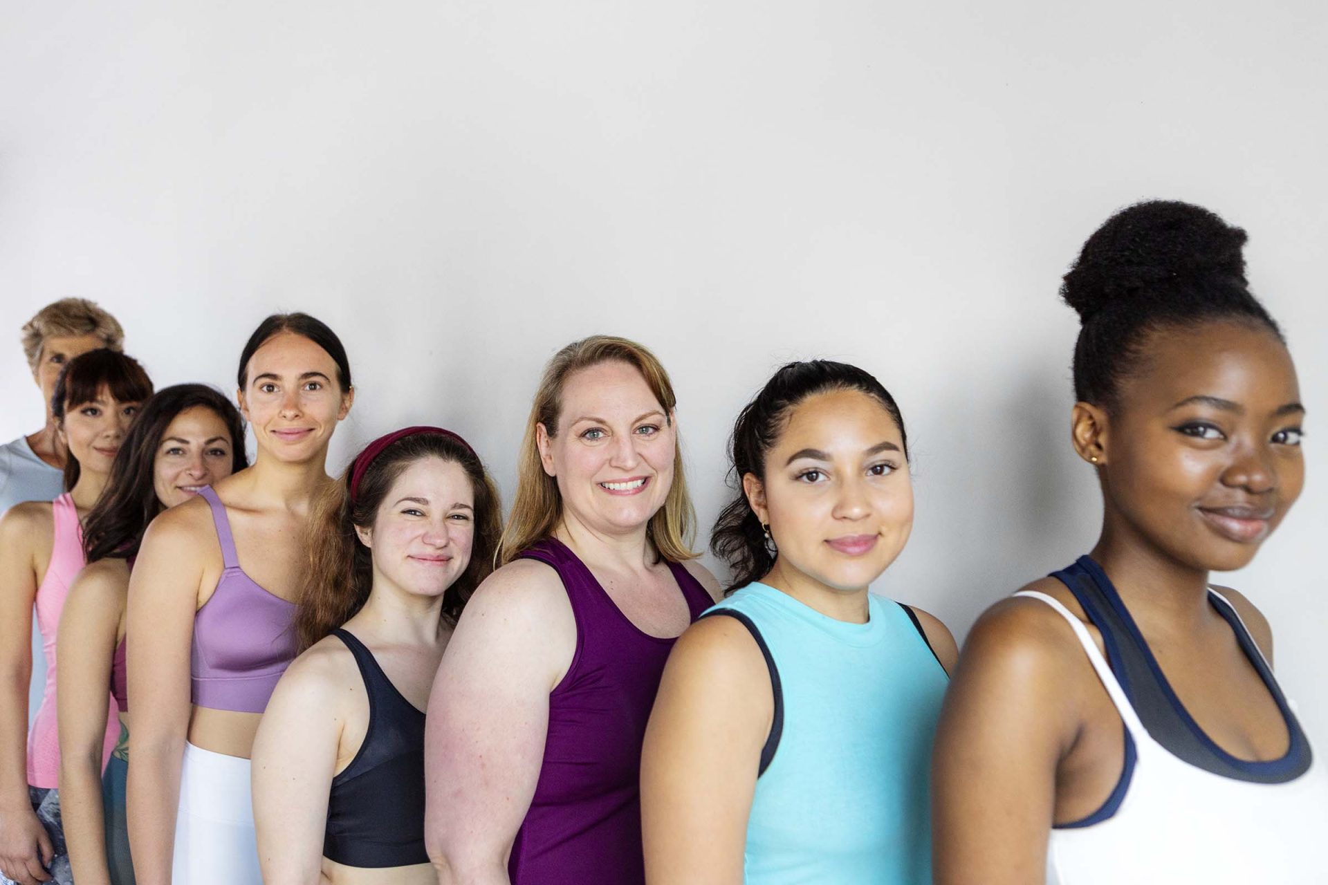 diverse yoga girls ZCEQCQS.jpg